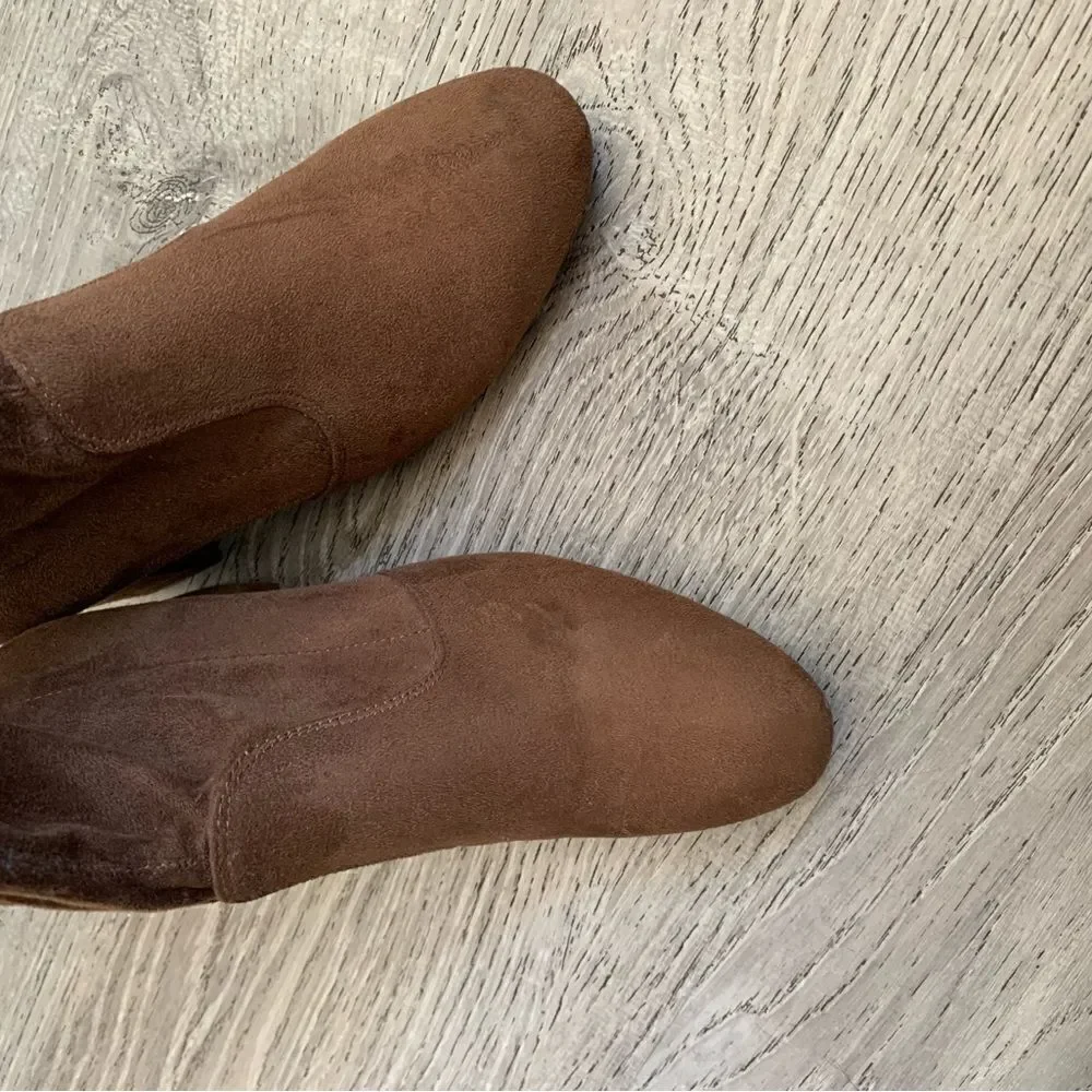 FOREVER 21 BROWN OVER THE KNEE BOOTS